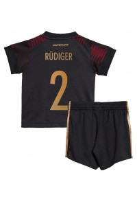 Tyskland Antonio Rudiger #2 Babyklær Borte Fotballdrakt til barn VM 2022 Korte ermer (+ Korte bukser)